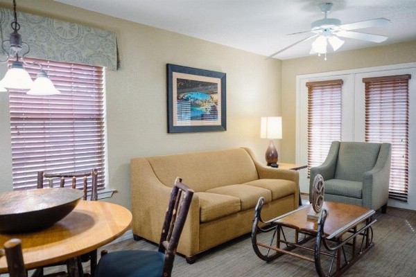 Holiday Inn Club Vacations Hill Country Resort at Canyon Lake image 11